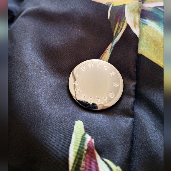 DOLCE GABBANA Long Floral Print Quilted Puffer Jacket IT 42 US 6 L Org $4,595 - Picture 15 of 16